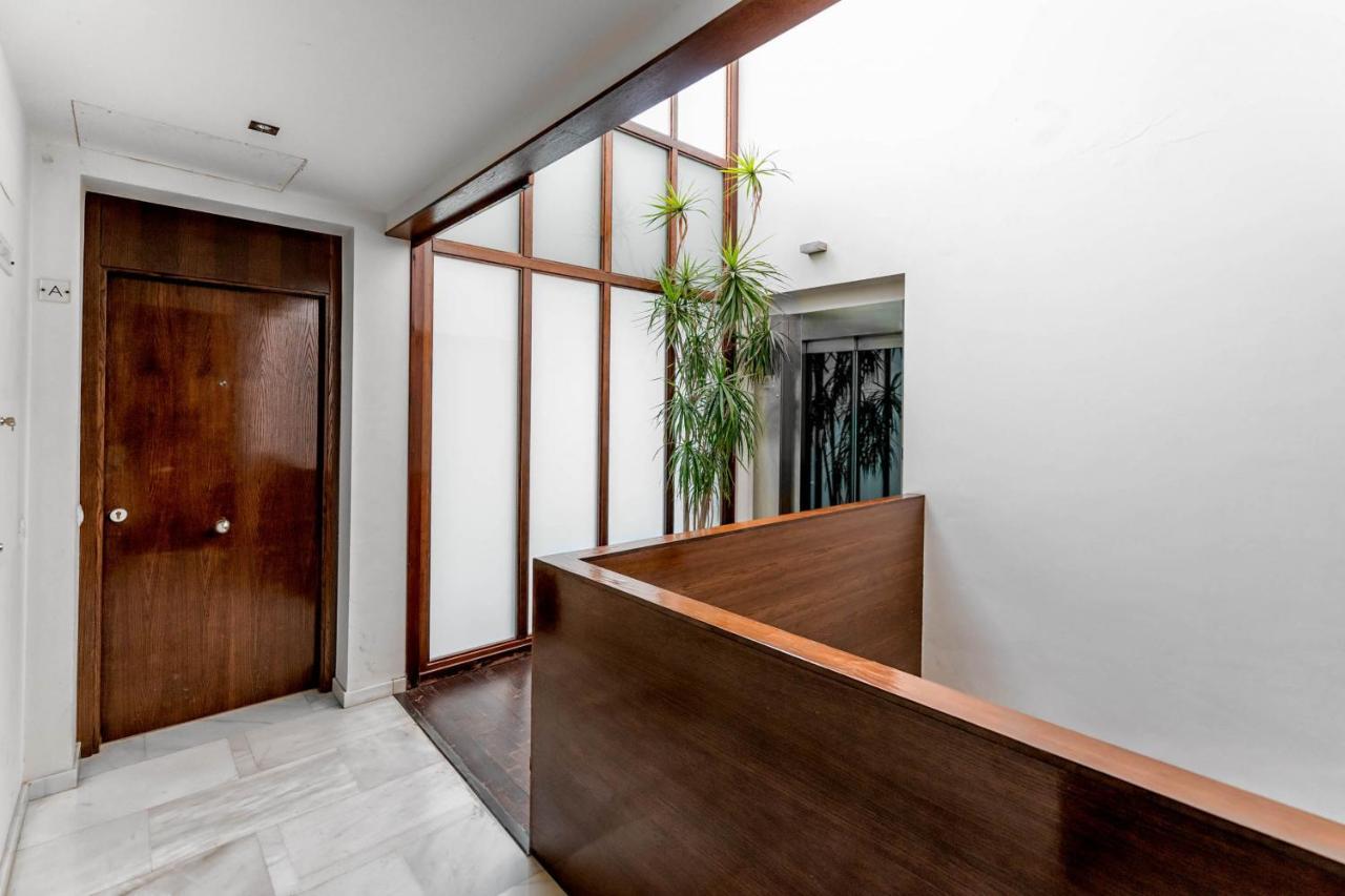 Larios Suites In Malaga By Solaga Holiday Homes Exterior photo