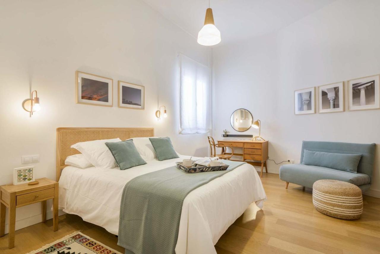 Larios Suites In Malaga By Solaga Holiday Homes Exterior photo