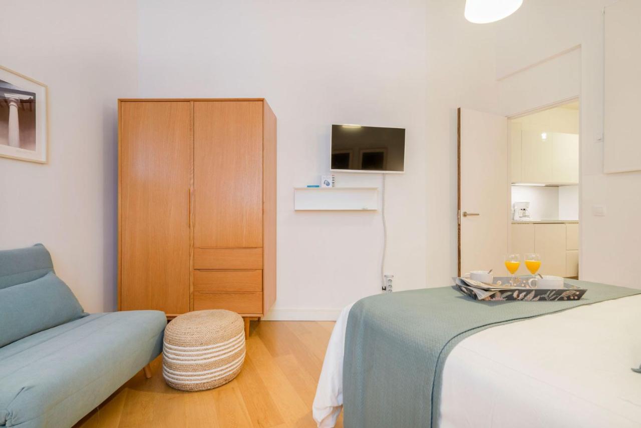 Larios Suites In Malaga By Solaga Holiday Homes Exterior photo